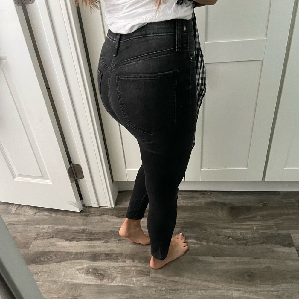 BLACK HIGH RISE DENIM - Picture 2 of 3